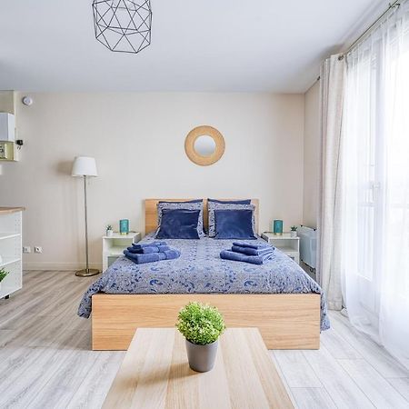 Logement Noah Courcouronnes Exteriör bild