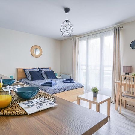 Logement Noah Courcouronnes Exteriör bild