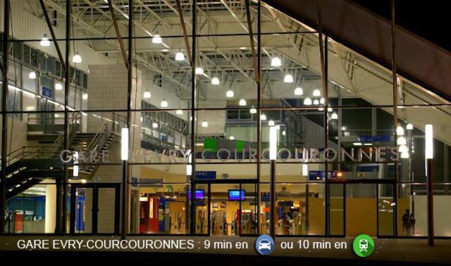 Logement Noah Courcouronnes Exteriör bild